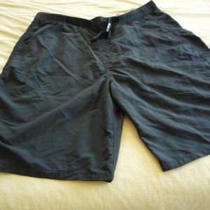 CABELA'S OUTDOOR NYLON SHORT WAIST 36" BLACK COLOR 3 POCKET
